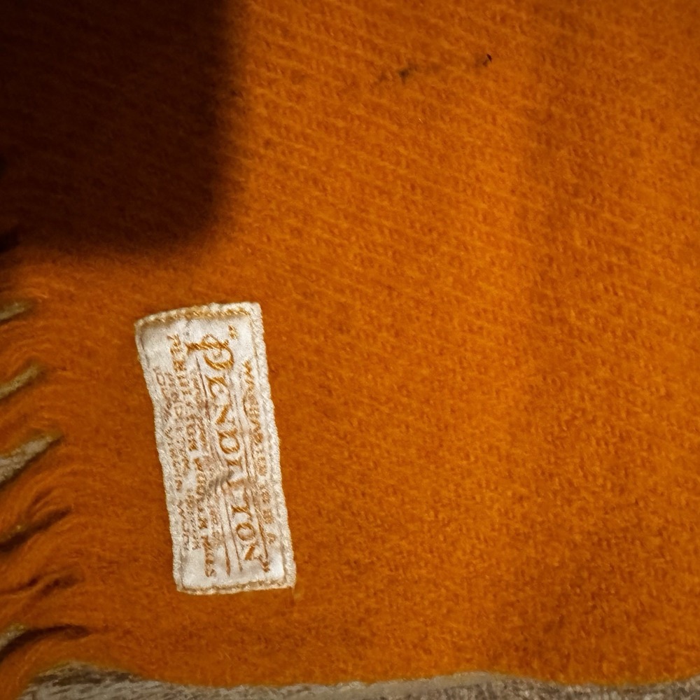 VTG Pendleton Tennessee Vols Wool Blanket Orange Fringe Football Mascot 50s 60s - Picture 4 of 5
